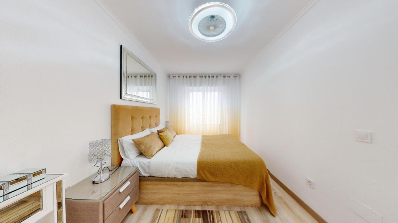 Pedro Lorca Apartment Torrevieja Luaran gambar