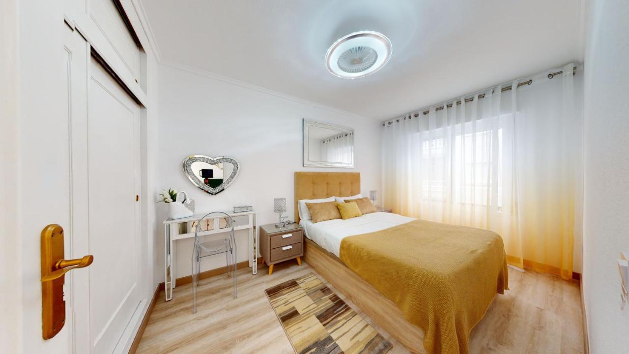 Pedro Lorca Apartment Torrevieja Luaran gambar