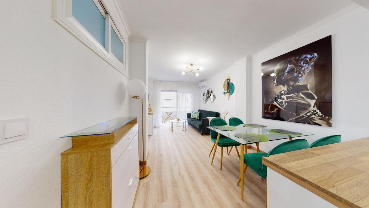 Pedro Lorca Apartment Torrevieja Luaran gambar