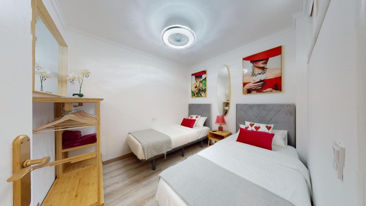 Pedro Lorca Apartment Torrevieja Luaran gambar